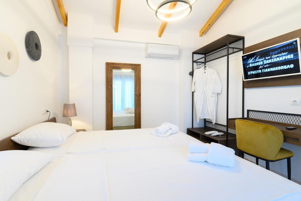 Momento Luxury Apartments Walking Distance From The Beach Nikiana Exteriör bild