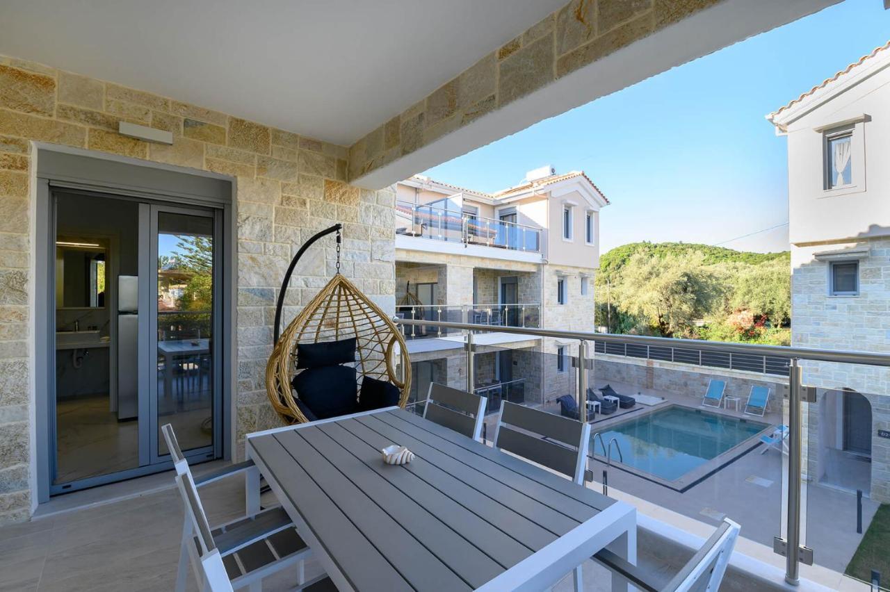 Momento Luxury Apartments Walking Distance From The Beach Nikiana Exteriör bild
