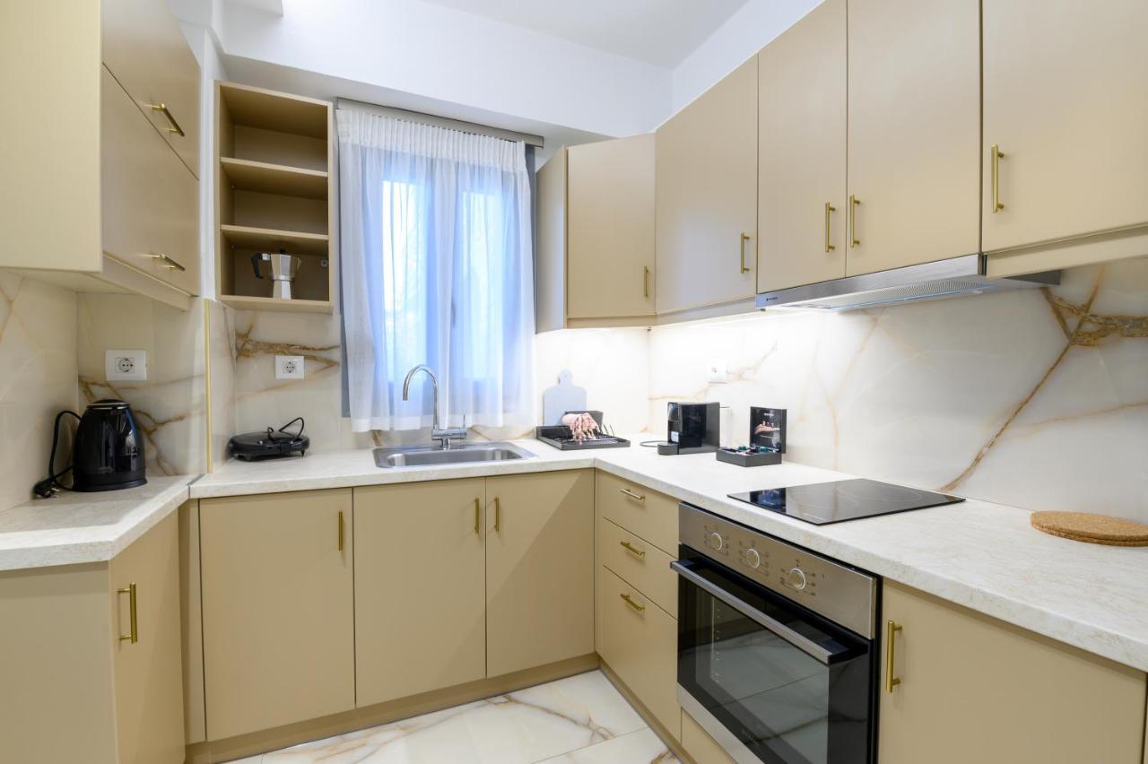 Momento Luxury Apartments Walking Distance From The Beach Nikiana Exteriör bild